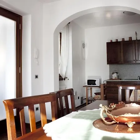 Samlu House - Menaggio Apartmán *